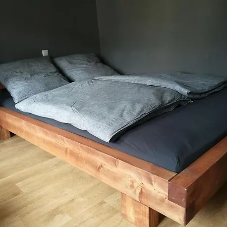 Ganzes Haus, Zentrale Lage Nuerburgring * אדנאו
